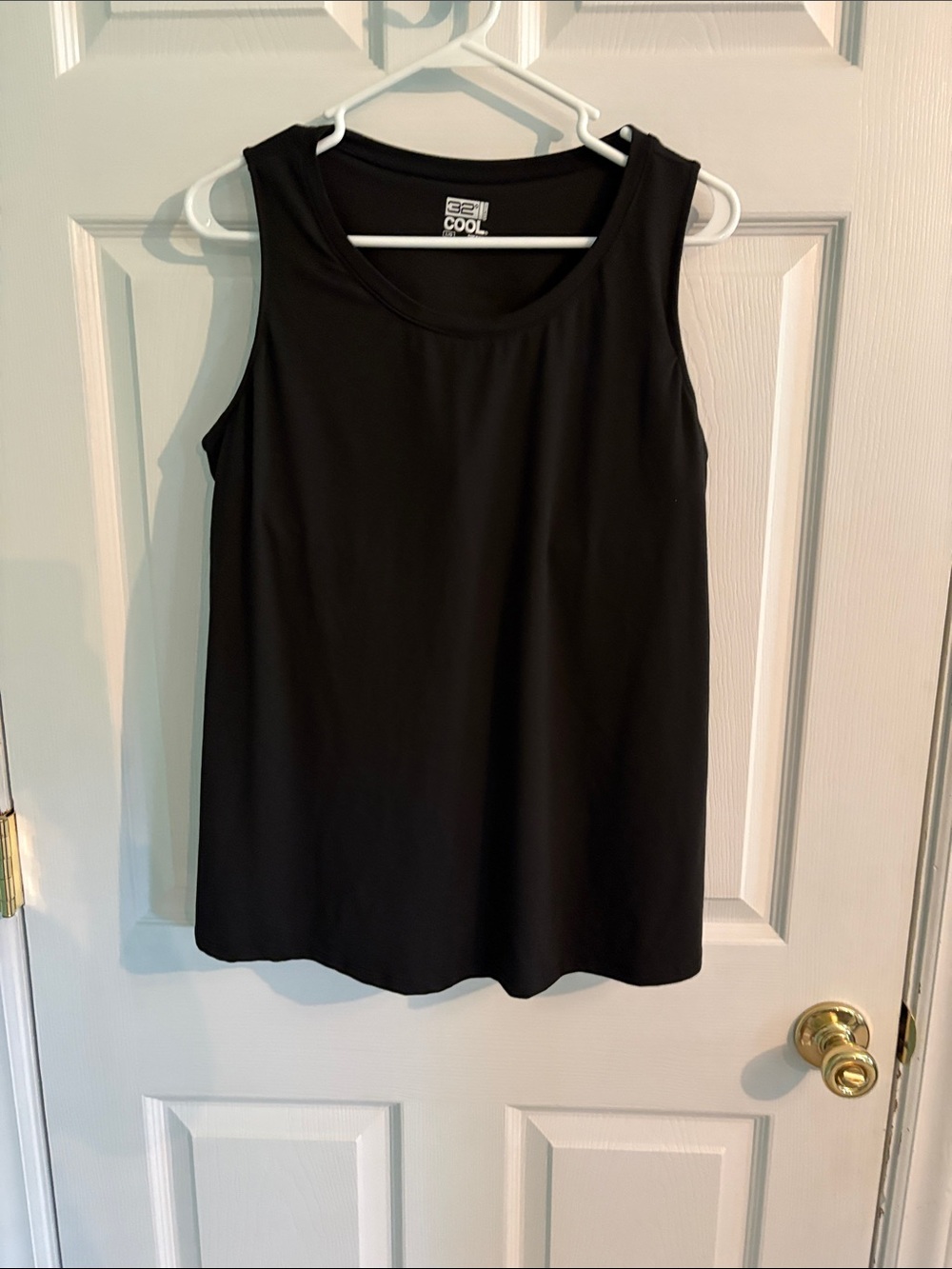 32 Degrees Black Scoop Neck Tank Top